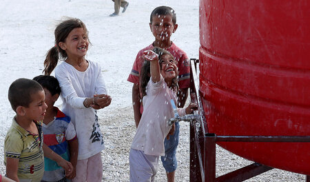 Hoffnung für die Kinder im nordsyrischen Flüchtlingscamp Ain Iss...