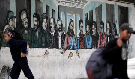 Mit Marx und Lenin: Den Bolivarischen Prozess als Klassenkampf v...