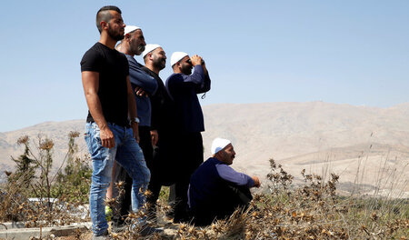 Bewohner des Golan beobachten Gefechte zwischen Israel und Syrie...