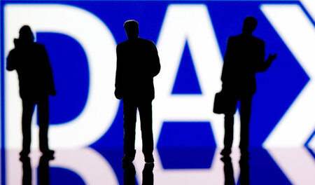Maß halten auf Managerart: Die Vorstandsvorsitzenden der Dax-Kon... Maß halten auf Managerart: Die Vorstandsvorsitzenden der Dax-Kon...