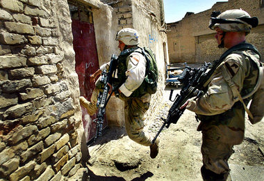 US-Soldaten vor einem Haus in Bagdad – »Die Iraker sollen wissen...