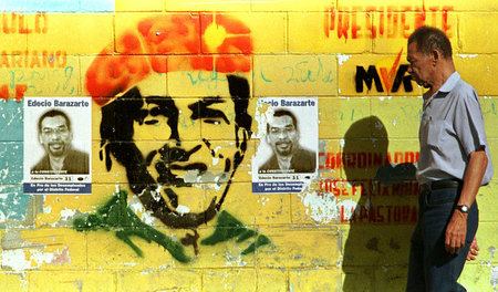 Wahlkampf für die von Hugo Chávez in Venezuela initiierte verfas...