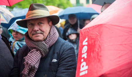 Er wird noch viel mit den Mitgliedern diskutieren müssen: Frank ... Er wird noch viel mit den Mitgliedern diskutieren müssen: Frank ...
