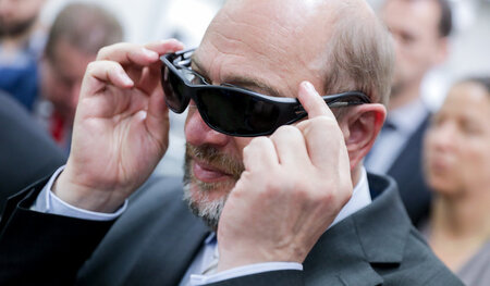 Mehr Brillen wagen: Martin Schulz, »der mächtigste Mann der SPD« Mehr Brillen wagen: Martin Schulz, »der mächtigste Mann der SPD«