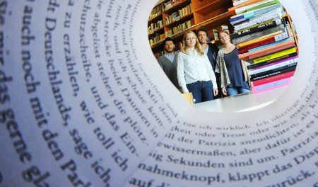 Kreative Schreiber aus Hildesheim, 2011. Da wird das an Universi... Kreative Schreiber aus Hildesheim, 2011. Da wird das an Universi...