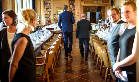 SPD-Spitzenkandidat Martin Schulz (r.) und Springer-Boss Matthia...