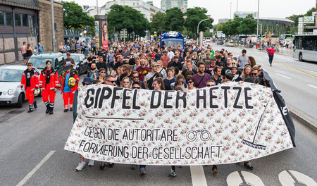 »Die Nerven behalten und geduldig aufklären«: Demonstration in H...