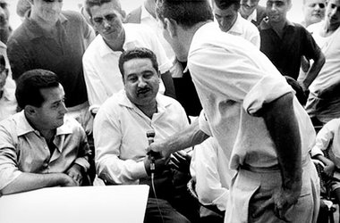 Reden über das Schweigen: Pasolini interviewt auf der Straße