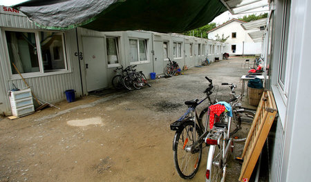 Flüchtlingsheim an der Wohlfahrtstraße. Die Deutsche Presseagent...