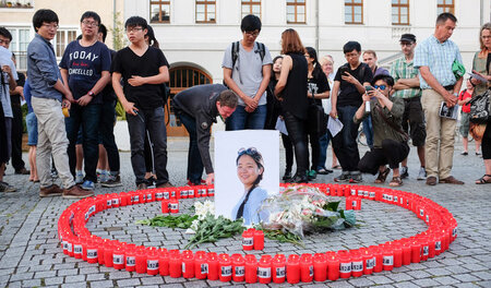 Trauerkundgebung für Yangjie Li. Der Sohn zweier Polizisten ist ...