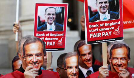 Beschäftigte der »Bank of England« haben am 1. August ihren drei... Beschäftigte der »Bank of England« haben am 1. August ihren drei...