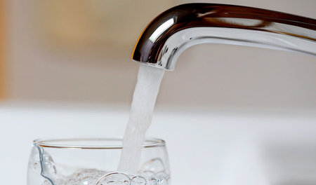 Mehr Aufwand für reines Wasser: Du zahlst Mehr Aufwand für reines Wasser: Du zahlst