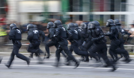 Bild vom Einsatz der Polizei in Hamburg am 7. Juli Bild vom Einsatz der Polizei in Hamburg am 7. Juli