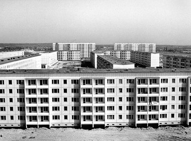 Blick auf Halle Neustadt. Hier ist der Denkmalschutz kein Hinder...