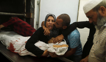 Opfer des israelischen Kriegs: Eine Mutter trauert um ihren getö...
