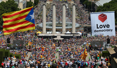 Kundgebung für das Referendum am 11. Juni in Barcelona