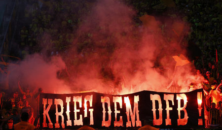 Feinde: Ultras und der DFB