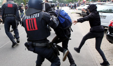 Nur einer von zahlreichen dokumentierten polizeilichen Übergriff...