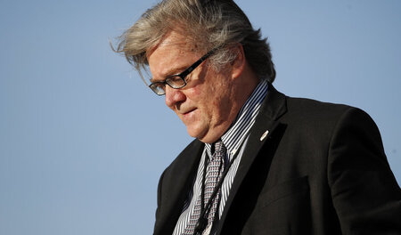 Abschied ohne Reue: Stephen Bannon wird nun wieder mit Breitbart...