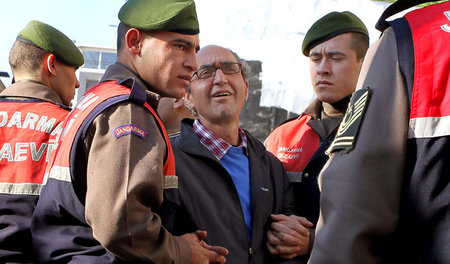 Dogan Akhanli im Dezember 2010 während seines Prozesses in Istan...