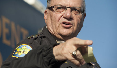 Ihm bleibt das Gefängnis erspart: Sheriff »Joe« Arpaio Ihm bleibt das Gefängnis erspart: Sheriff »Joe« Arpaio