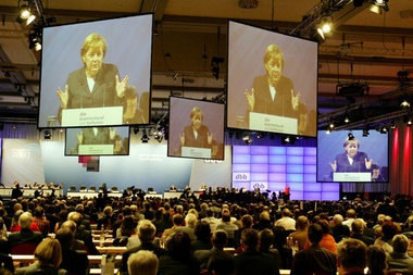 Die Kanzlerin lobte in ihrer Rede die »bewährte Kooperation« mit...