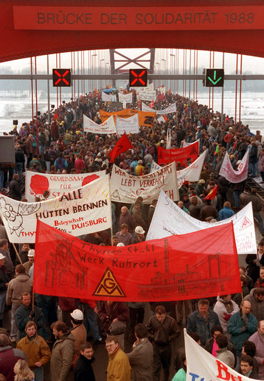 Fünf Jahre danach: Demonstration gegen die endgültige Schließung...