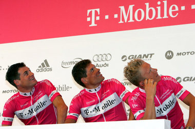 Benehmen wie die Radfahrer: Die damaligen Telekom-Profis Jan Ull... Benehmen wie die Radfahrer: Die damaligen Telekom-Profis Jan Ull...