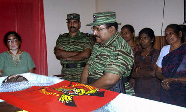 Auf Colombos Todesliste: LTTE-Chef Prabhakaran Auf Colombos Todesliste: LTTE-Chef Prabhakaran