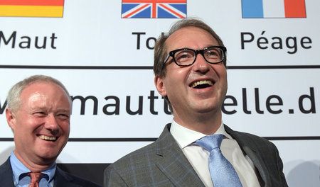 Die Bundesregierung verscherbelt die Daseinsvorsorge. Verkehrsmi... Die Bundesregierung verscherbelt die Daseinsvorsorge. Verkehrsmi...