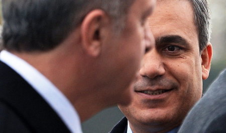 MIT-Chef Hakan Fidan (rechts) und der türkische Präsident Recep ... MIT-Chef Hakan Fidan (rechts) und der türkische Präsident Recep ...