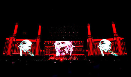 »Ein brodelnder Topf«: Roger Waters beim »Desert Trip«-Festival ...