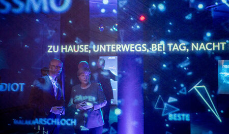 Kanzlerin Angela Merkel und CDU-Generalsekretär Peter Tauber bei...