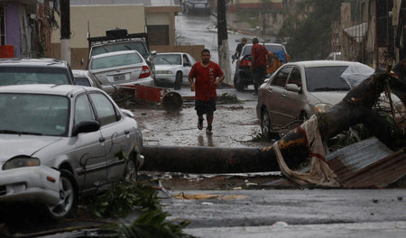 Straßen wie Flüsse: US-Inselstaat Puerto Rico nach Hurrikan »Mar... Straßen wie Flüsse: US-Inselstaat Puerto Rico nach Hurrikan »Mar...