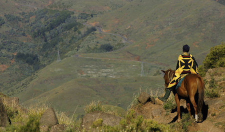 Das kleine südafrikanische Königreich Lesotho gilt seit seiner U... Das kleine südafrikanische Königreich Lesotho gilt seit seiner U...