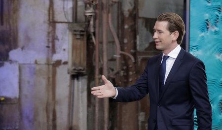 Geplanter Aufstieg: Sebastian Kurz hat die regierende ÖVP nach s... Geplanter Aufstieg: Sebastian Kurz hat die regierende ÖVP nach s...