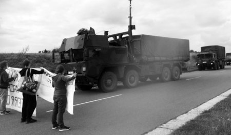 Am 7. September stellten sich erste Protestierende bei Hardheim ...