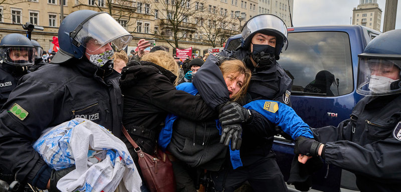 Новые подробности об ЛЛ-демонстрации в Берлине 